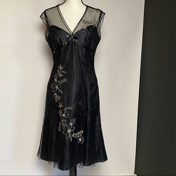 London Times Dresses & Skirts - London Times black dress size 8